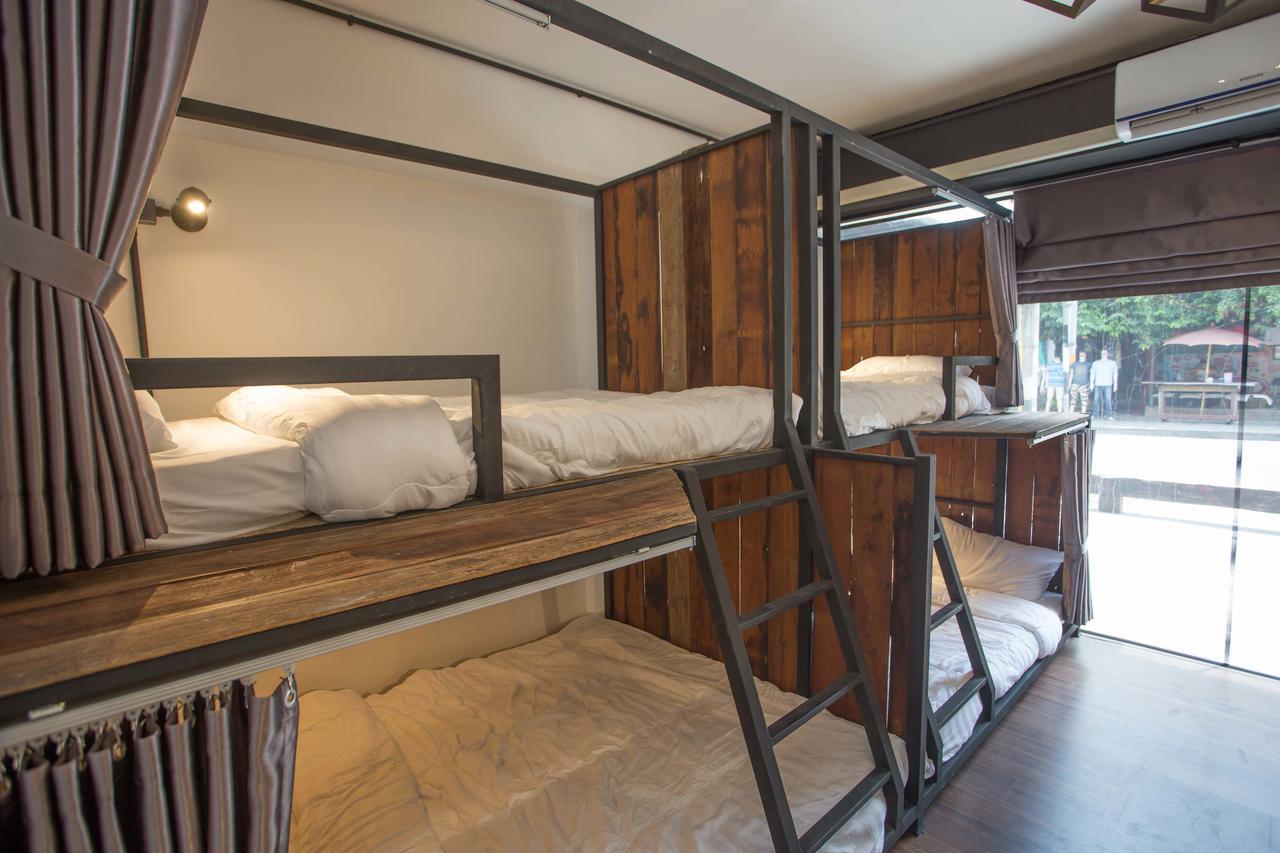 Sleep With You - Hatch Co-Living And Co-Working Space Чіангмай Екстер'єр фото