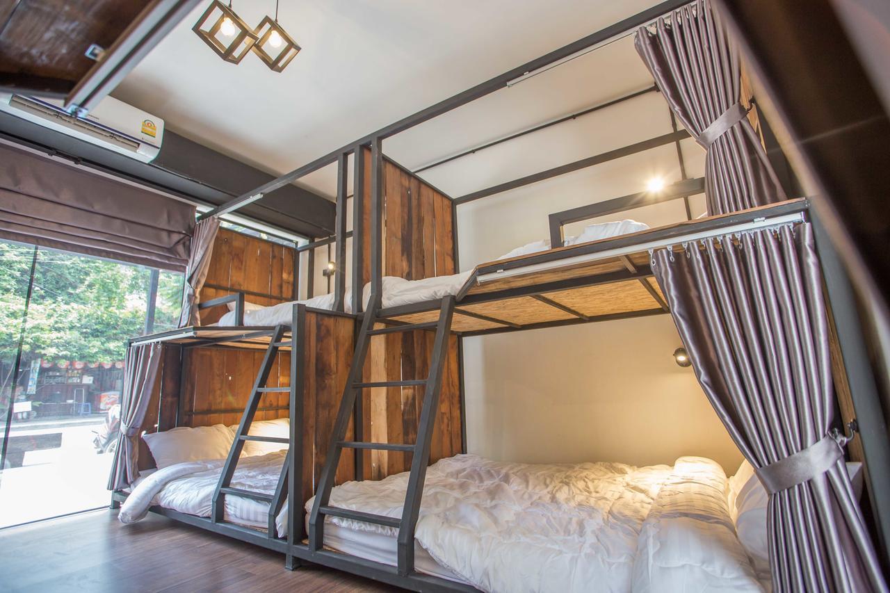 Sleep With You - Hatch Co-Living And Co-Working Space Чіангмай Екстер'єр фото